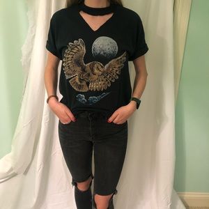 Hip owl cutout tee